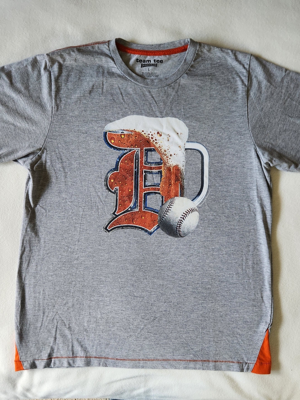Detroit Tigers MLB T Shirt Gray Size Large Preowned Great Condition Beer Logo